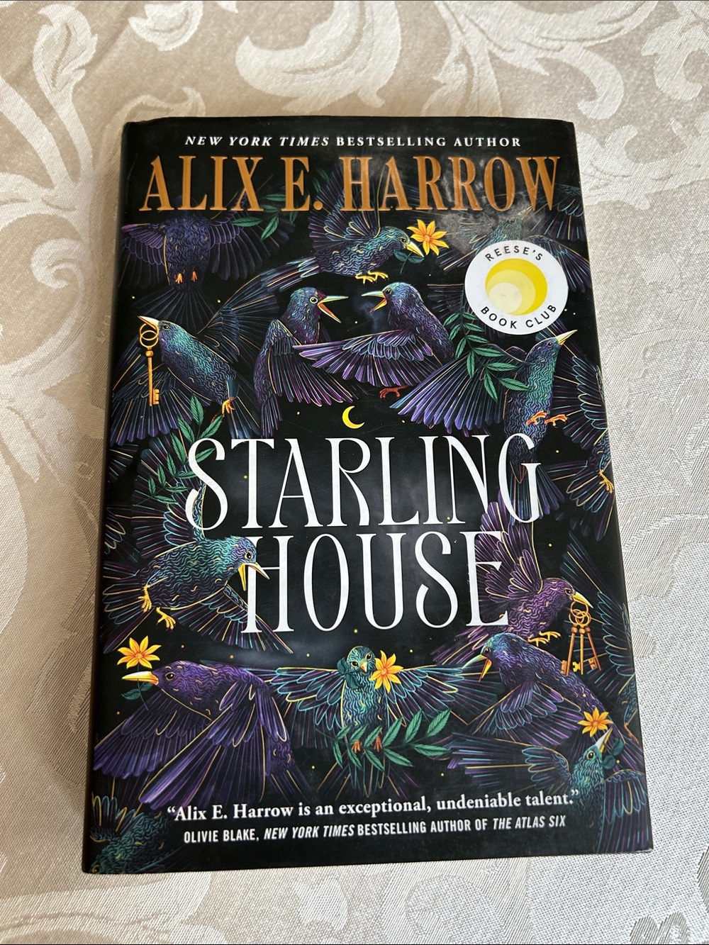 Hardcover Book Bundle - Picture 4 of 6